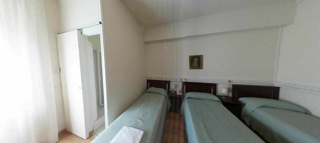 Casa Per Ferie Suore Domenicane Rome Buitenkant foto