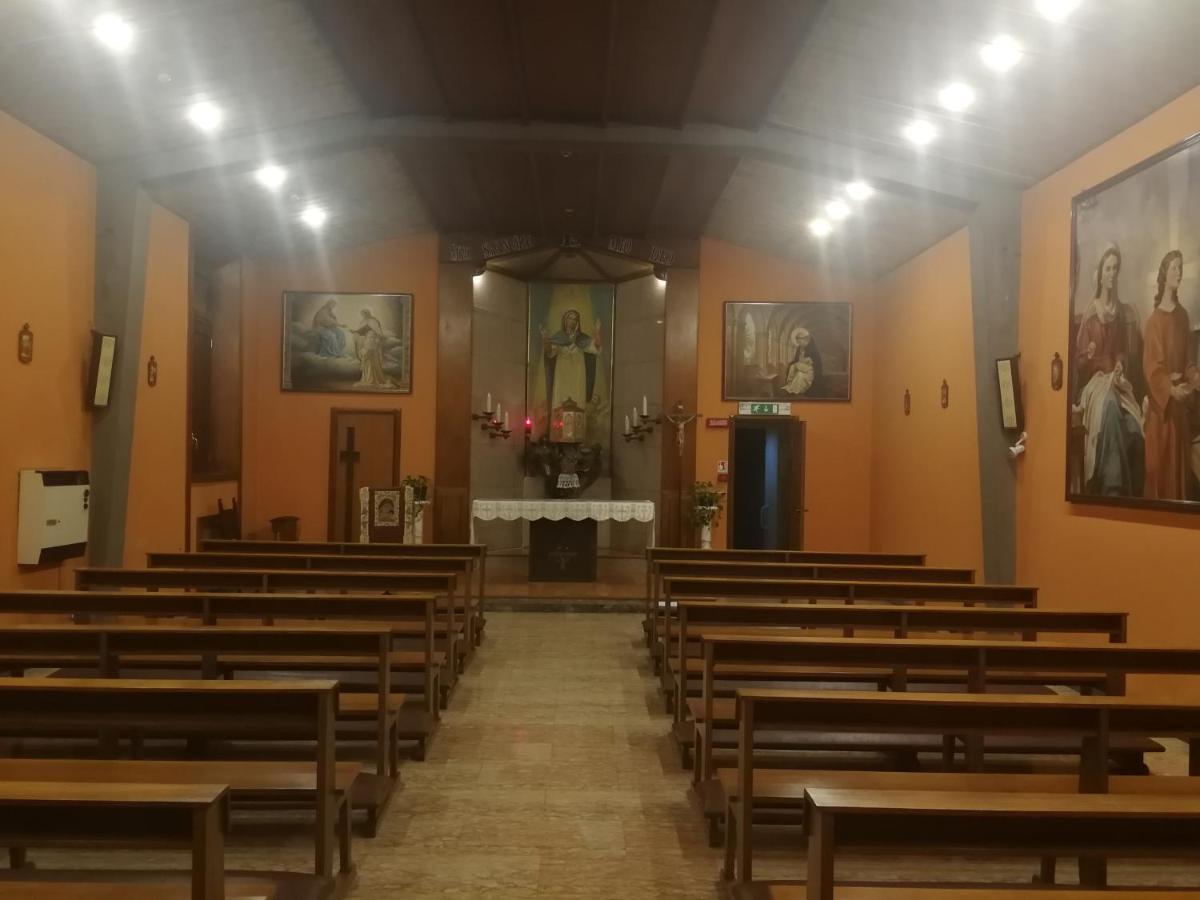 Casa Per Ferie Suore Domenicane Rome Buitenkant foto